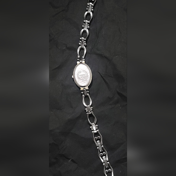 Vintage GUESS Two-tone Chain Link Bracelet Watch - Picture 3 of 6